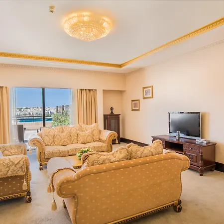 Grand Hotel Excelsior-2